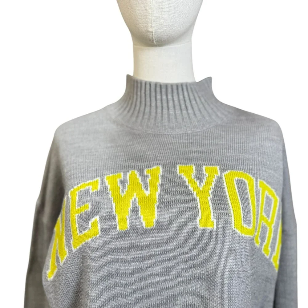 DKNY Jeans “New York” Gray Mock Neck Sweater Women’s Size S NWT | Cozy Pullover - Picture 2 of 8